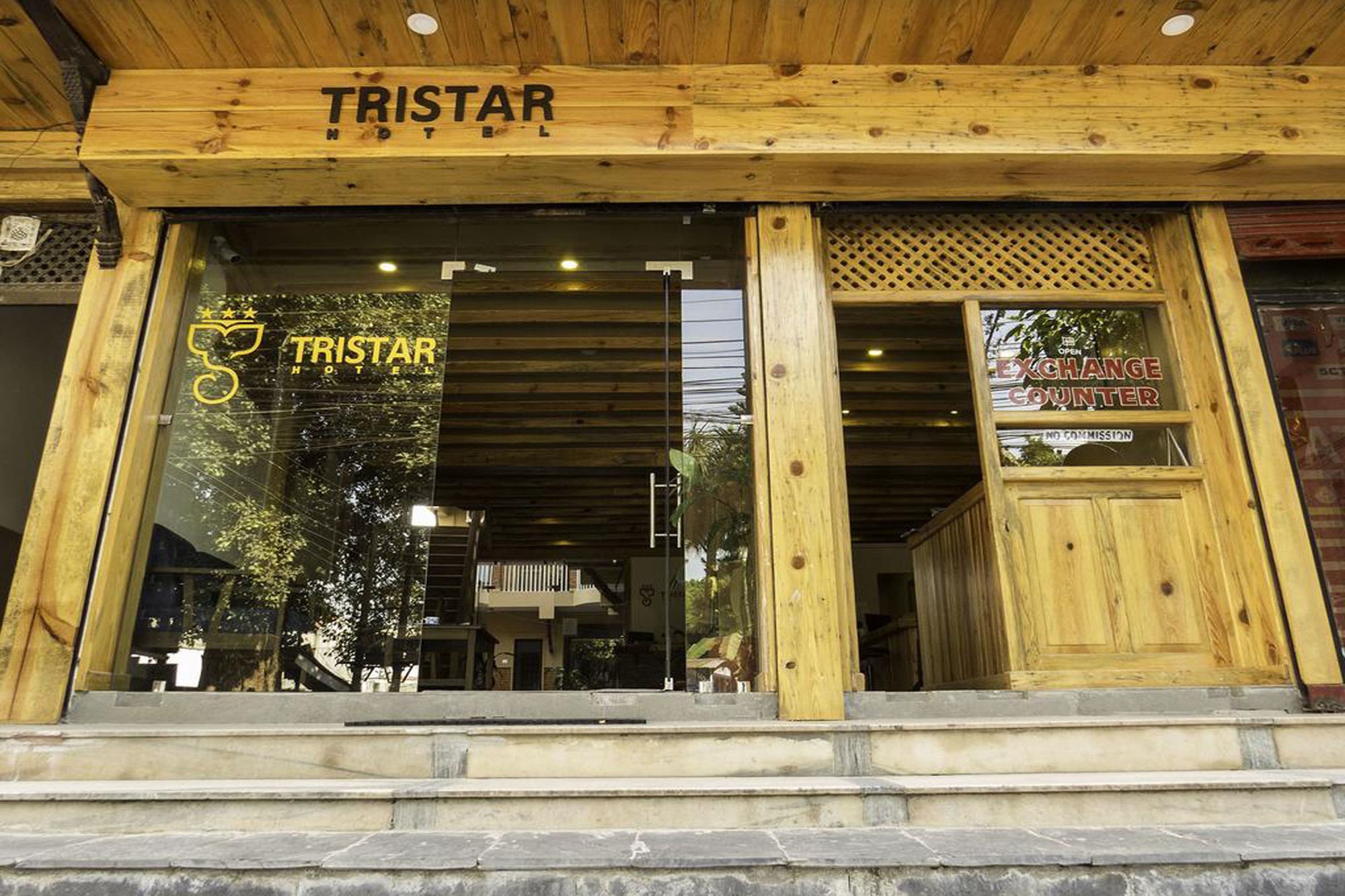 Tristar Hotel Pokhara Exterior foto